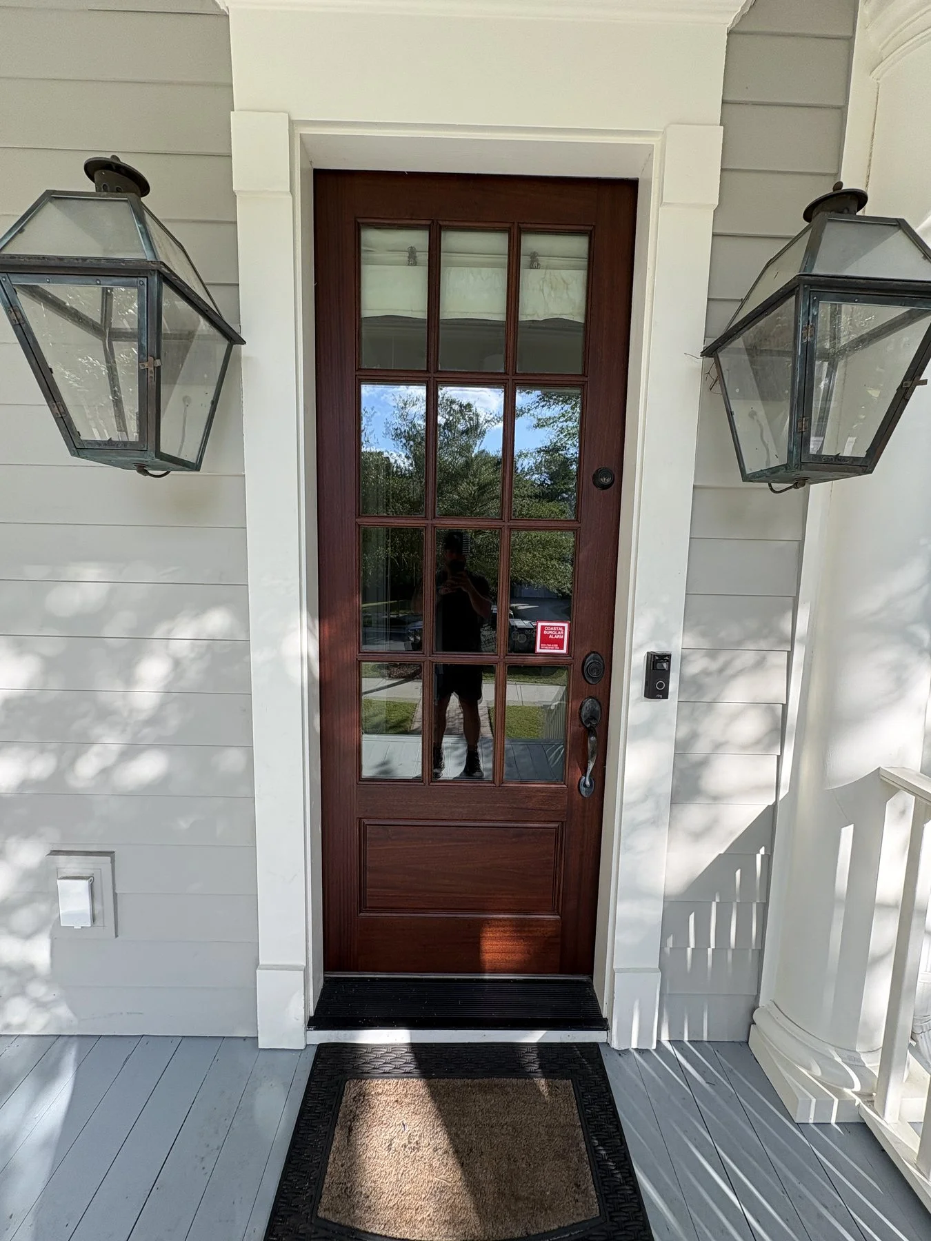 Mahogany door, special walnut tint